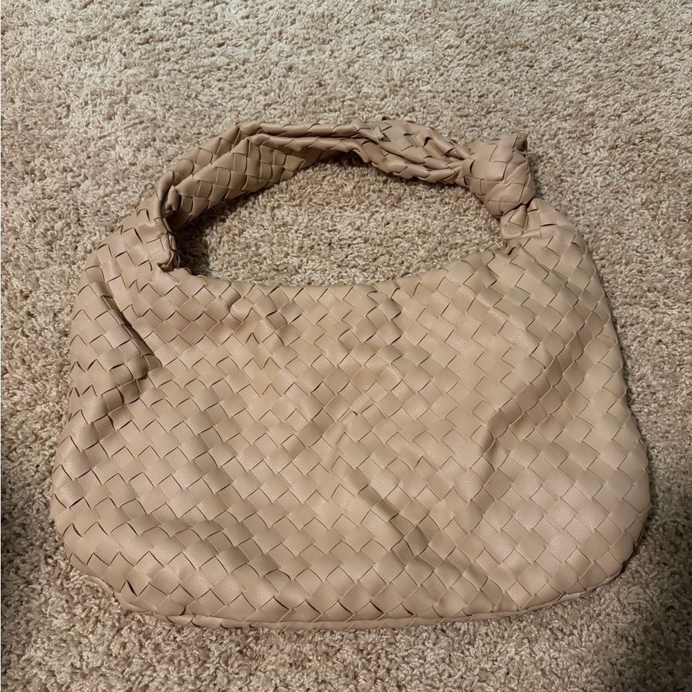 Elegant Tan Woven Women's Bag